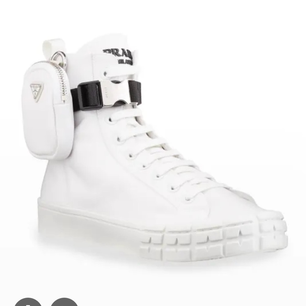 PRADA WHEEL RE-NYLON HIGH-TOP SNEAKERS WITH LOGO SIDE POUCH WHITE SZ 40.5 NEW